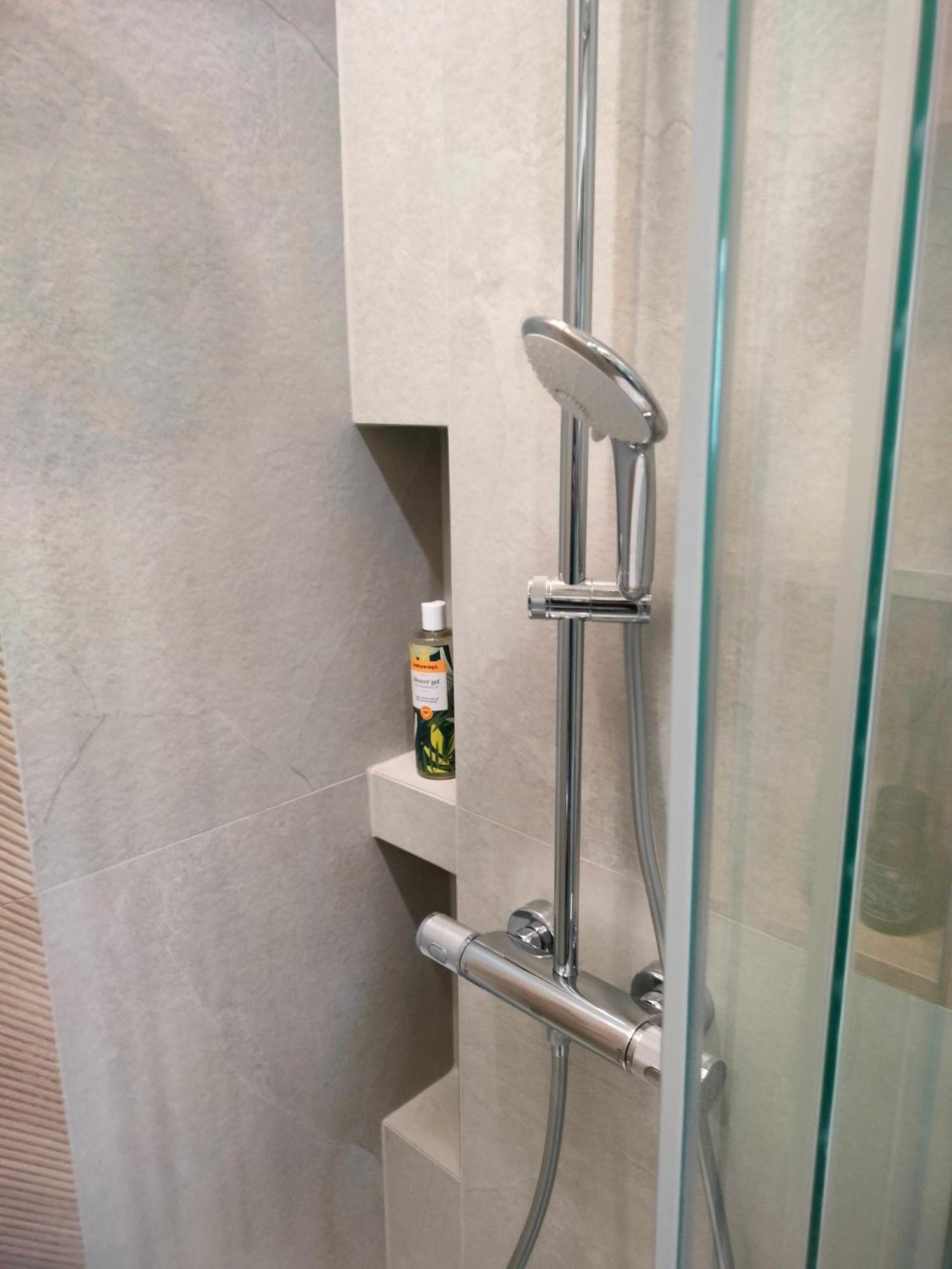Apartament Paradise Zarzadzany Przez Gospodarza Osobe Fizyczna Self Check In Ряшів Екстер'єр фото