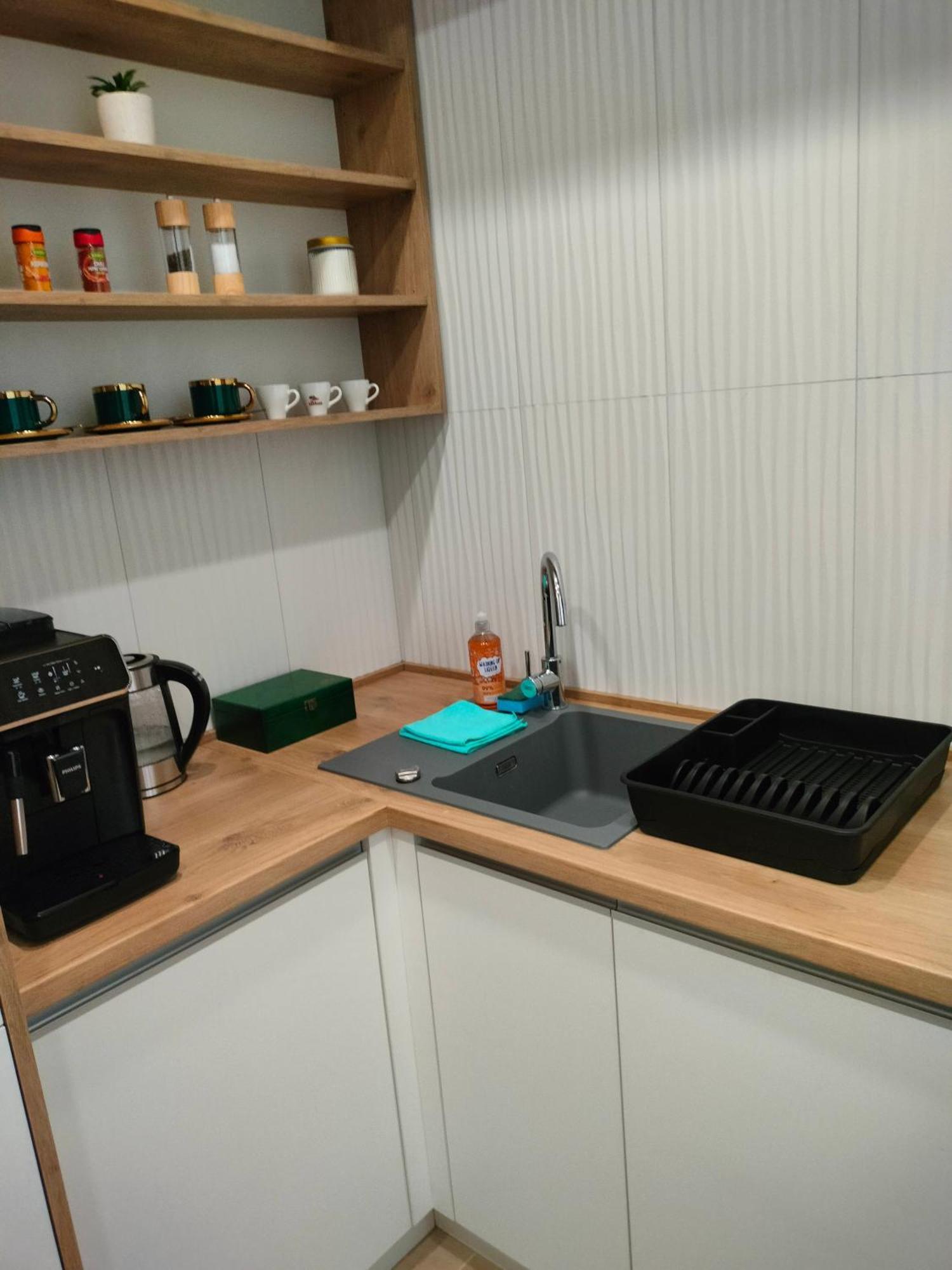 Apartament Paradise Zarzadzany Przez Gospodarza Osobe Fizyczna Self Check In Ряшів Екстер'єр фото